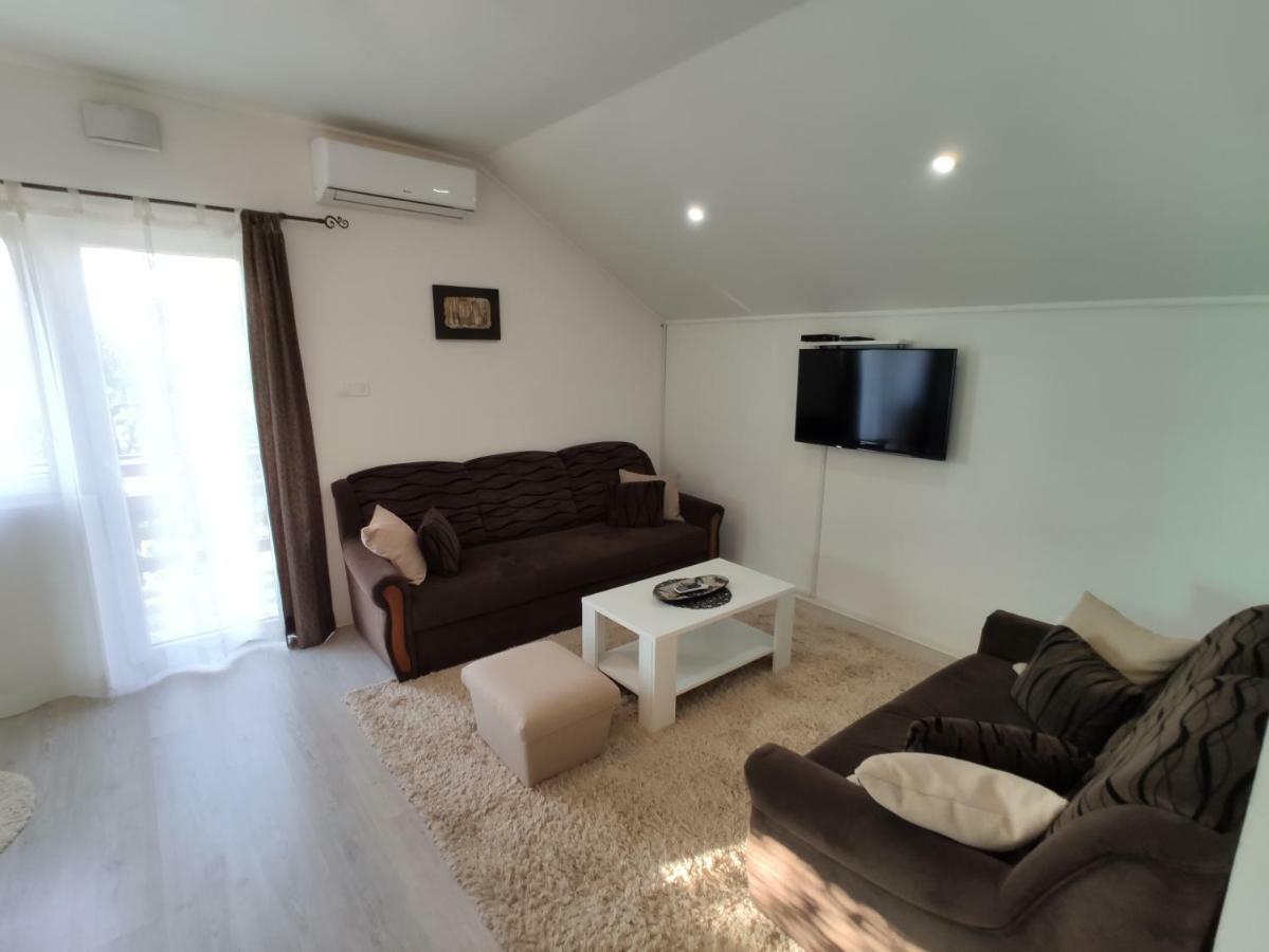 Forest Apartment Nikšić Exterior foto
